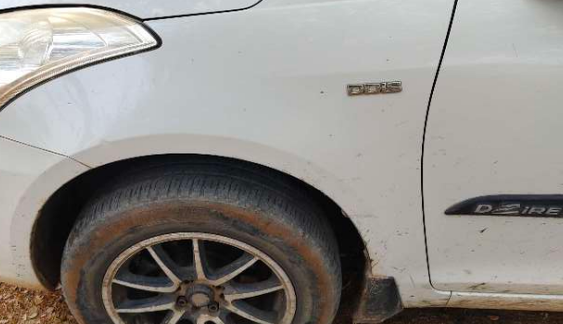 2013 Maruti Swift Dzire VDI, Diesel, Manual, 90,841 km, Left fender - Slightly dented