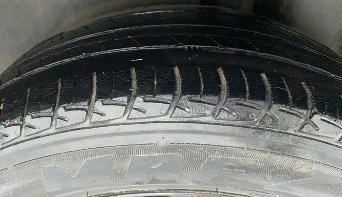2018 Maruti Ciaz DELTA 1.4 VVT AT, Petrol, Automatic, 87,351 km, Left Rear Tyre Tread