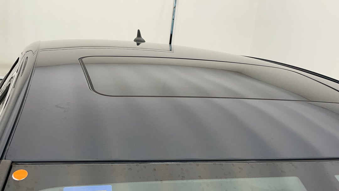 2016 Holden Astra Rs-v, Manual, 87761 km, Roof/Sunroof View