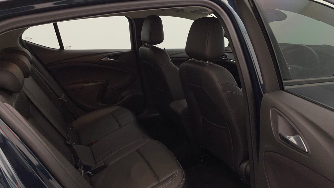 2016 Holden Astra Rs-v, Manual, 87761 km, Right Side Rear Door Cabin View