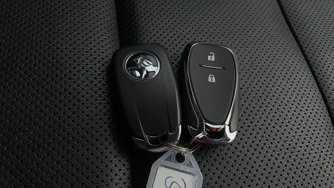 2016 Holden Astra Rs-v, Manual, 87761 km, Key Close-up