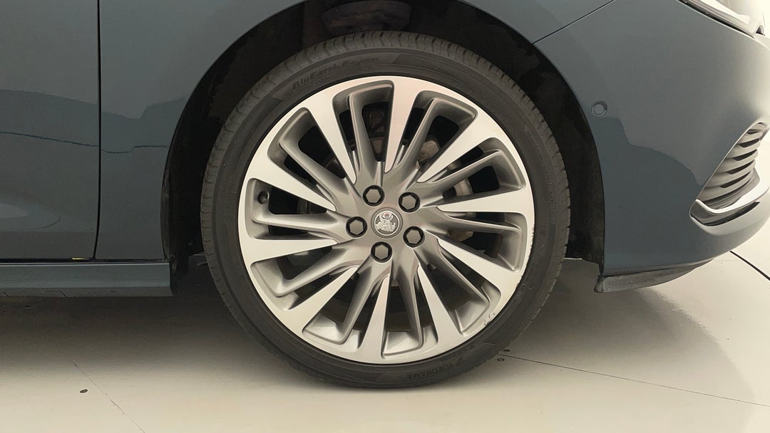 2016 Holden Astra Rs-v, Manual, 87761 km, Right Front Wheel