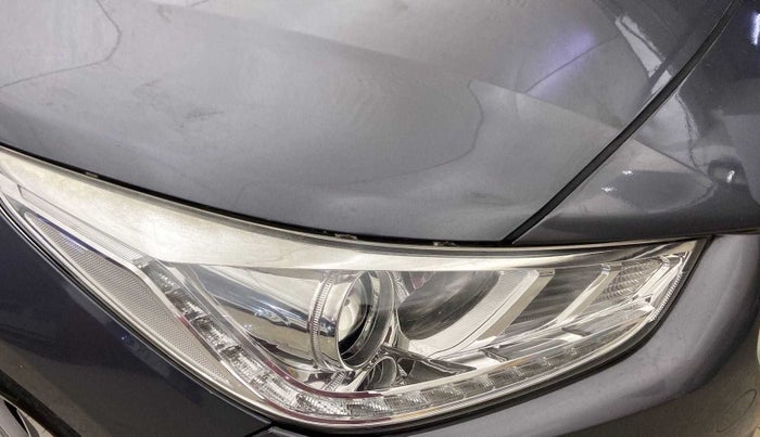 2018 Hyundai Verna 1.6 VTVT SX (O) AT, Petrol, Automatic, 53,602 km, Right headlight - Minor scratches