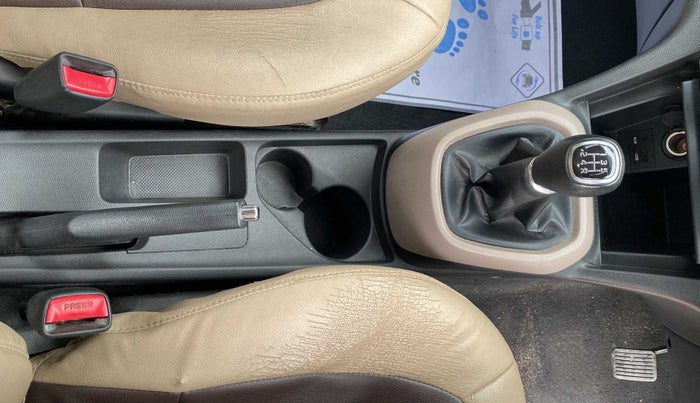 2015 Hyundai Xcent S 1.2, Petrol, Manual, 70,021 km, Gear Lever