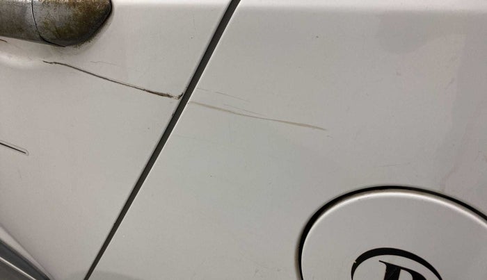 2015 Hyundai Xcent S 1.2, Petrol, Manual, 35,155 km, Left quarter panel - Minor scratches