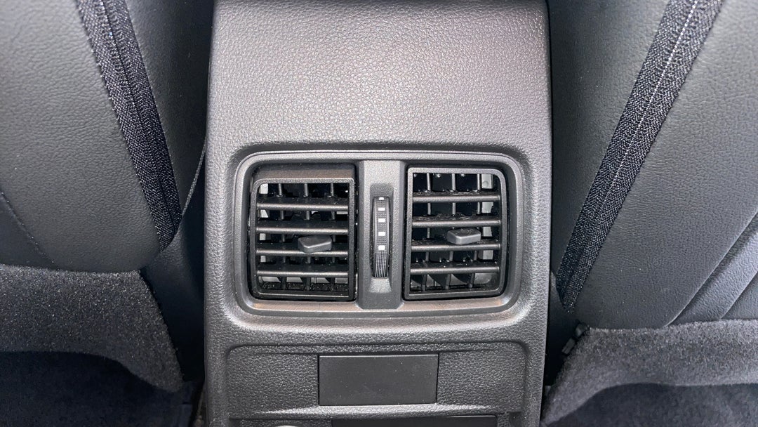 Rear A/C Vent