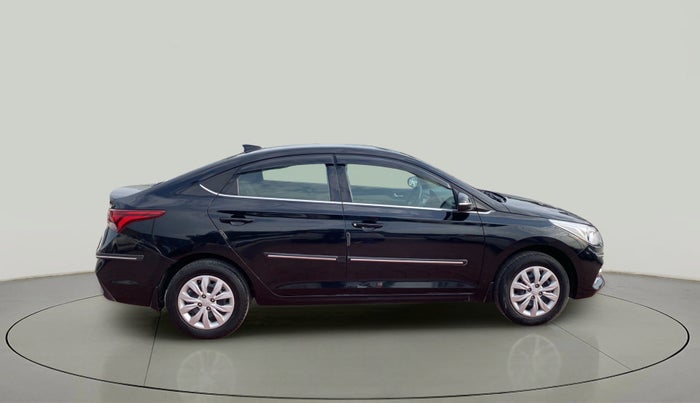 2019 Hyundai Verna 1.4 EX PETROL, Petrol, Manual, 25,667 km, Right Side View
