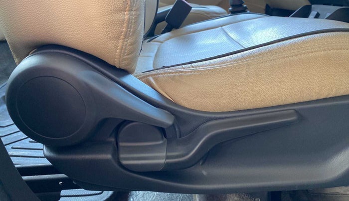 2019 Honda Amaze 1.2L I-VTEC S, Petrol, Manual, 39,484 km, Driver Side Adjustment Panel