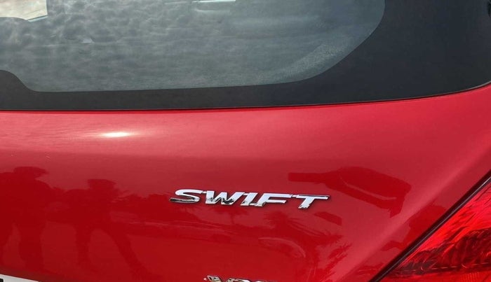 2016 Maruti Swift VXI, Petrol, Manual, 44,499 km, Dicky (Boot door) - Slightly dented