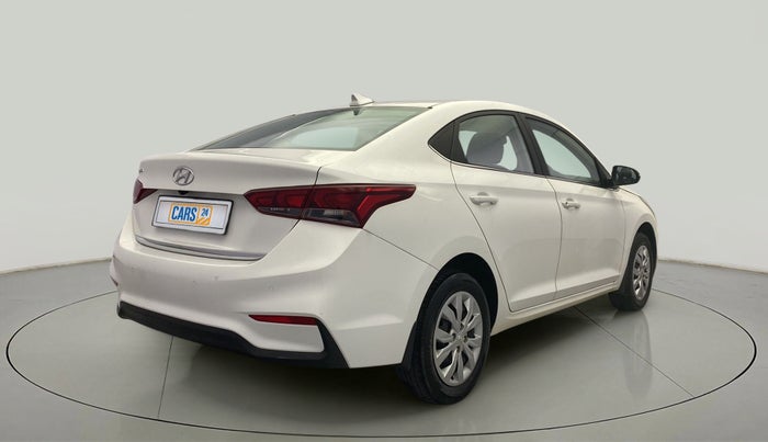 2018 Hyundai Verna 1.4 EX PETROL, Petrol, Manual, 25,887 km, Right Back Diagonal