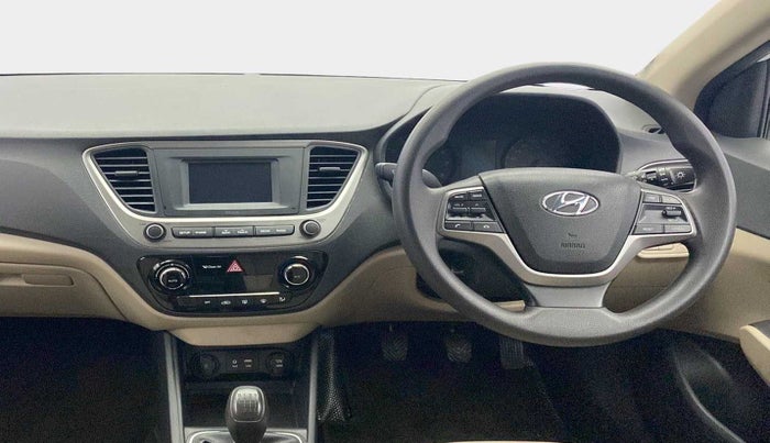 2018 Hyundai Verna 1.4 EX PETROL, Petrol, Manual, 25,887 km, Steering Wheel Close Up