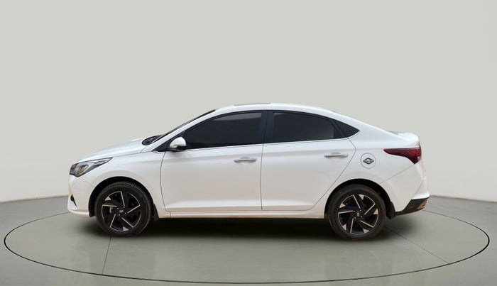 2022 Hyundai Verna SX (O)1.5 VTVT, Petrol, Manual, 12,984 km, Left Side