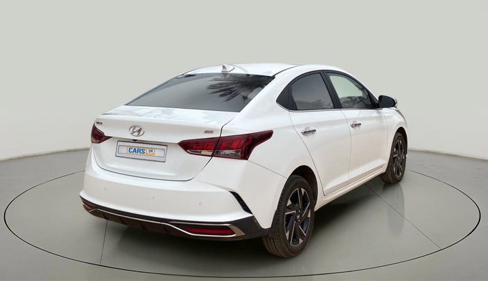 2022 Hyundai Verna SX (O)1.5 VTVT, Petrol, Manual, 12,984 km, Right Back Diagonal