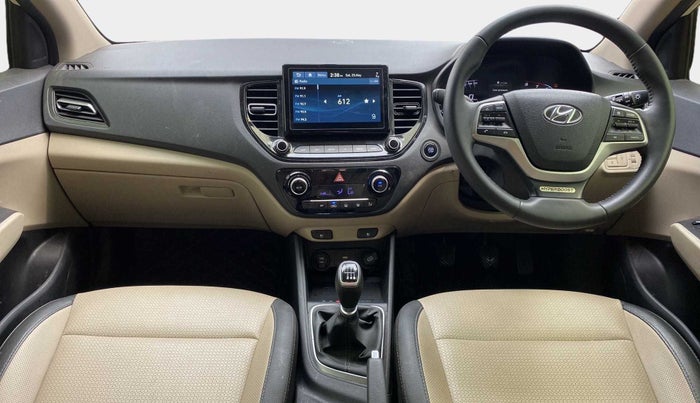 2022 Hyundai Verna SX (O)1.5 VTVT, Petrol, Manual, 12,984 km, Dashboard