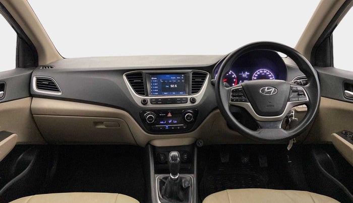 2017 Hyundai Verna 1.6 VTVT SX, Petrol, Manual, 79,384 km, Dashboard