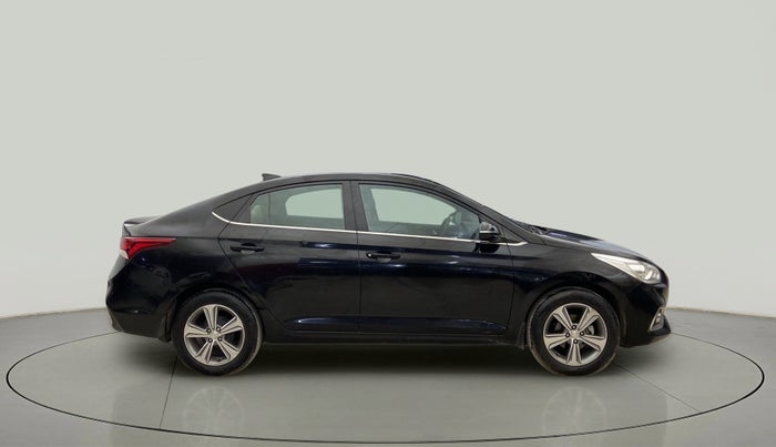 2017 Hyundai Verna 1.6 VTVT SX, Petrol, Manual, 79,384 km, Right Side View