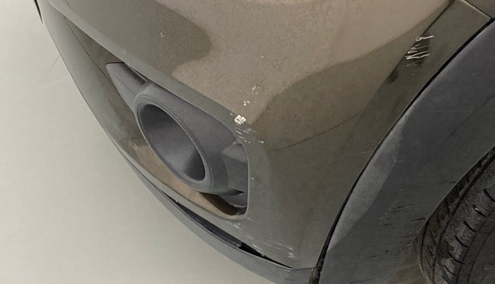 2017 Renault Kwid RXT 1.0, Petrol, Manual, 46,351 km, Front bumper - Minor scratches