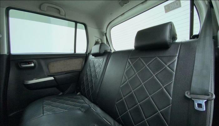 2016 Maruti Wagon R 1.0 VXI, Petrol, Manual, 80,537 km, Right Side Rear Door Cabin