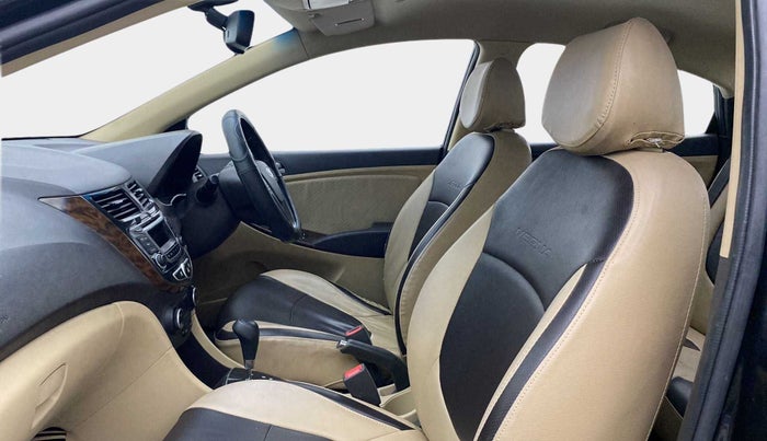 2016 Hyundai Verna 1.6 VTVT S AT, Petrol, Automatic, 68,448 km, Right Side Front Door Cabin