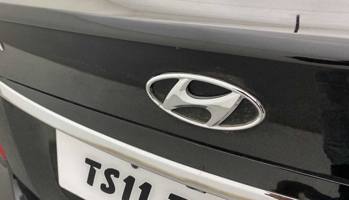 2016 Hyundai Verna 1.6 VTVT S AT, Petrol, Automatic, 68,448 km, Dicky (Boot door) - Slightly rusted