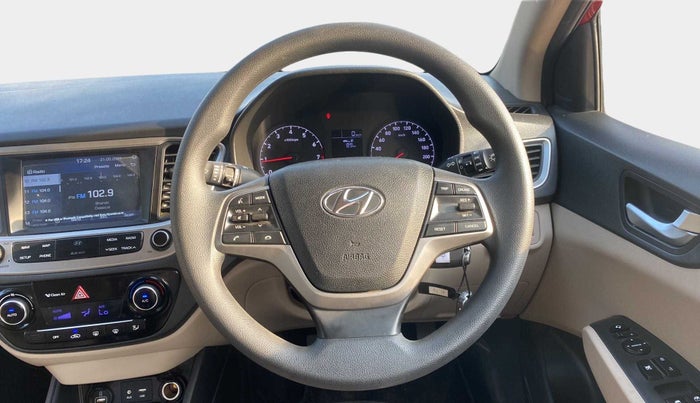 2018 Hyundai Verna 1.6 VTVT SX, Petrol, Manual, 15,912 km, Steering Wheel Close Up