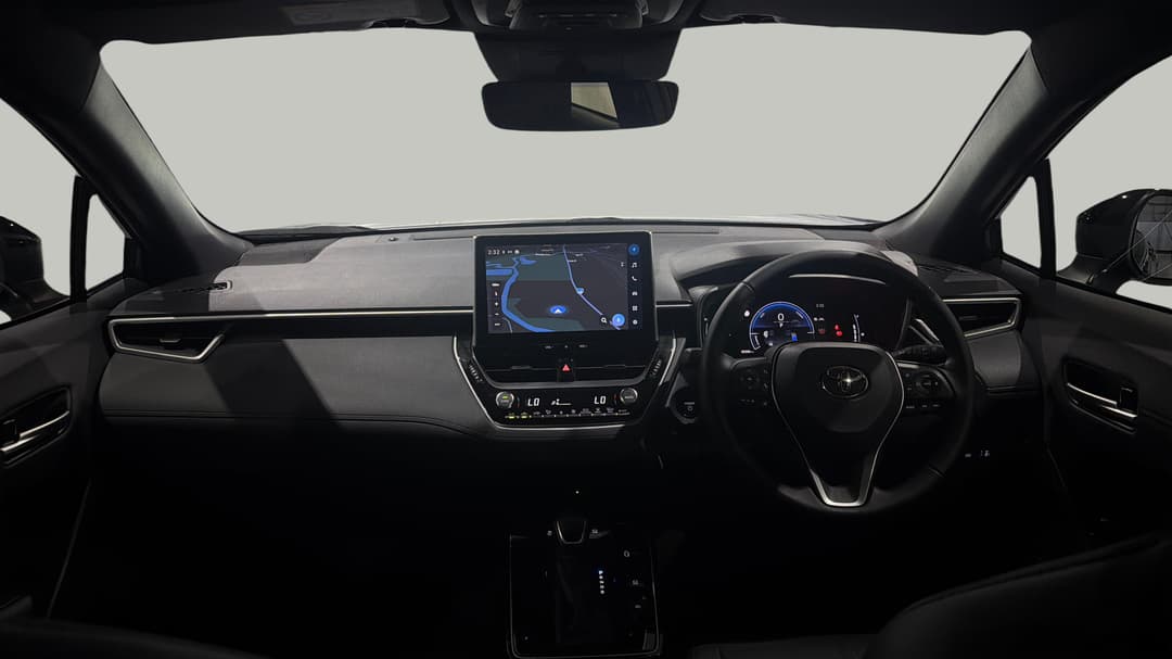 2025 Toyota Corolla Cross Gxl 2WD Hybrid, Automatic, 30395 km, Dashboard View