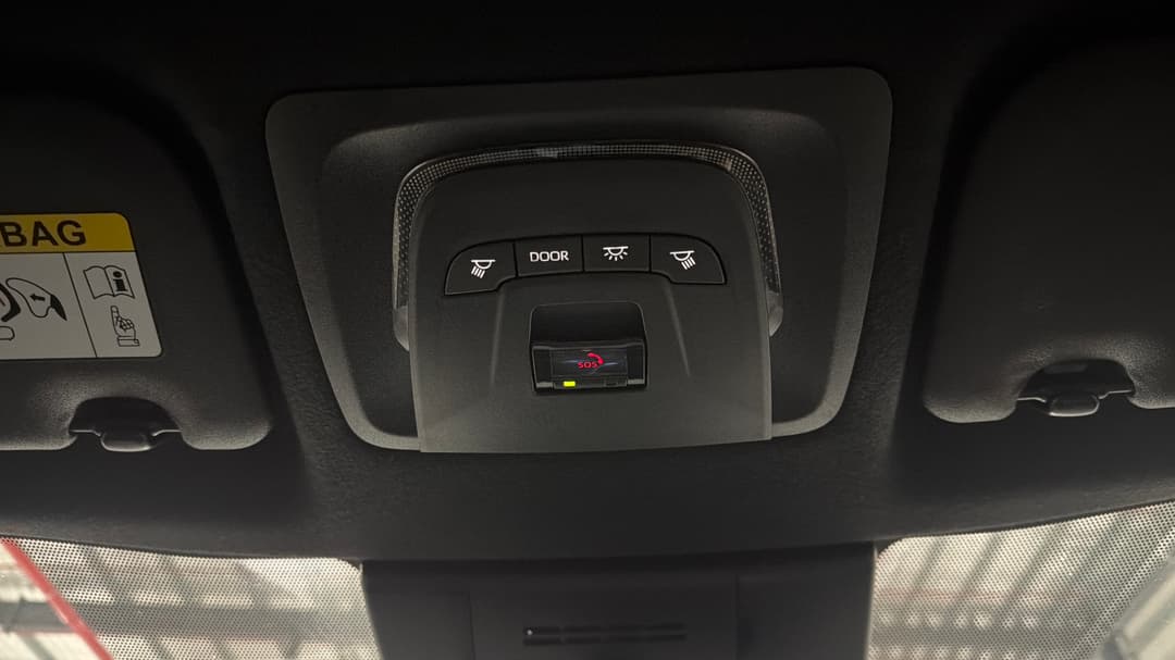 2025 Toyota Corolla Cross Gxl 2WD Hybrid, Automatic, 30395 km, On-Roof Controls/Sunglass holder
