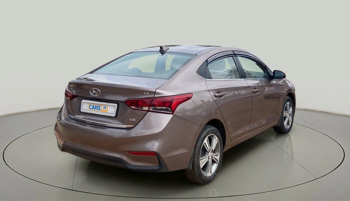 2018 Hyundai Verna 1.6 VTVT SX, Petrol, Manual, 60,087 km, Right Back Diagonal