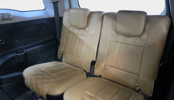 2019 Mahindra XUV500 W7, Diesel, Manual, 65,260 km, Third Seat Row ( optional )