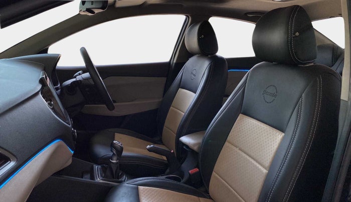 2020 Hyundai Verna SX 1.5 CRDI, Diesel, Manual, 57,247 km, Right Side Front Door Cabin