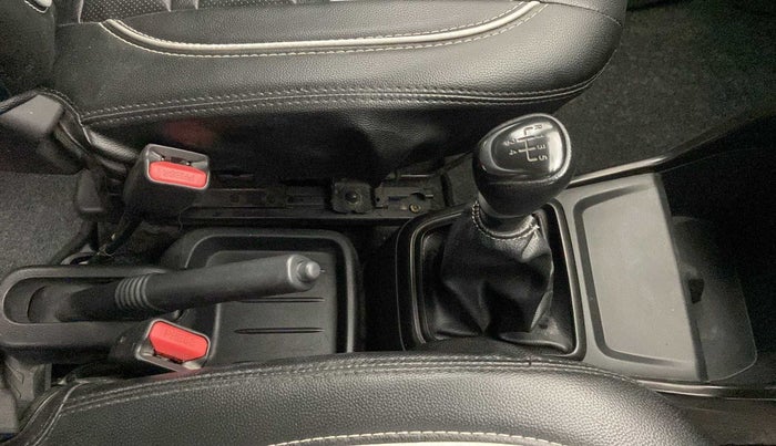 2020 Datsun Redi Go A, Petrol, Manual, 25,625 km, Gear Lever