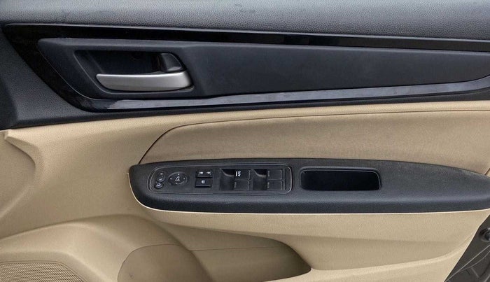2020 Honda Amaze 1.2L I-VTEC S, Petrol, Manual, 21,841 km, Driver Side Door Panels Control