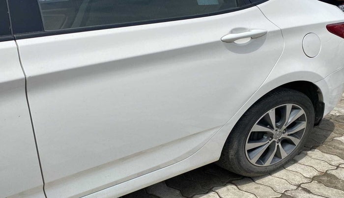 2017 Hyundai Verna 1.6 VTVT SX, Petrol, Manual, 29,279 km, Rear left door - Minor scratches