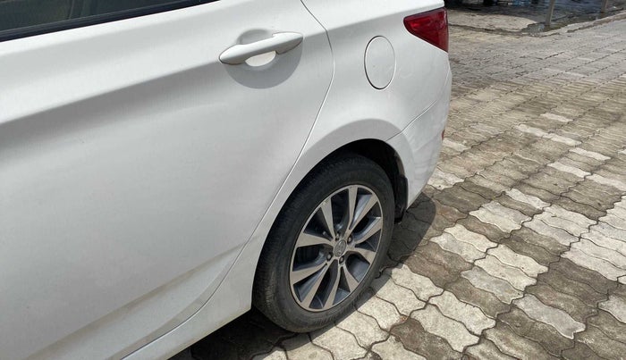 2017 Hyundai Verna 1.6 VTVT SX, Petrol, Manual, 29,279 km, Left quarter panel - Paint has minor damage