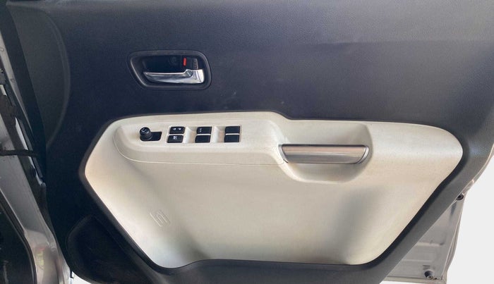 2017 Maruti IGNIS DELTA 1.2 AMT, Petrol, Automatic, 37,621 km, Driver Side Door Panels Control