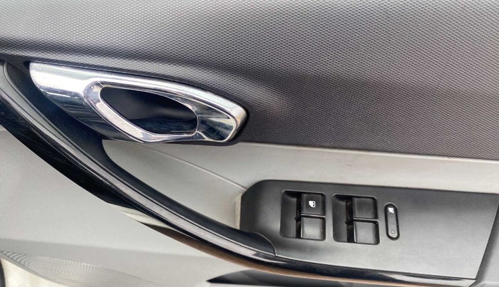 2020 Tata Tiago XZ PLUS PETROL, Petrol, Manual, 36,017 km, Driver Side Door Panels Control