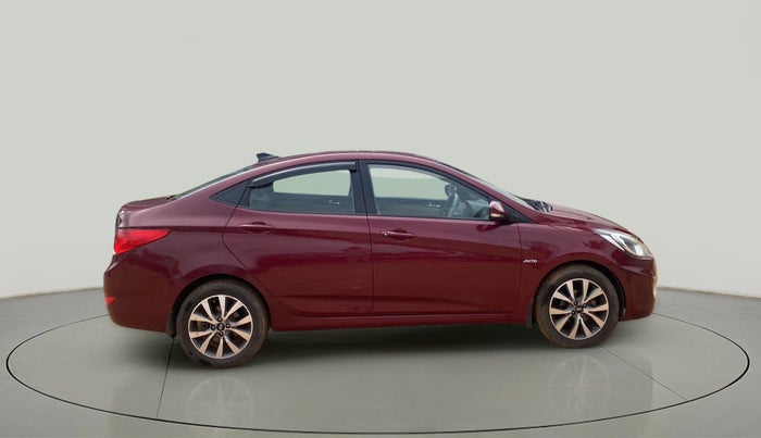 2015 Hyundai Verna FLUIDIC 1.6 CRDI SX AT, Diesel, Automatic, 92,617 km, Right Side View