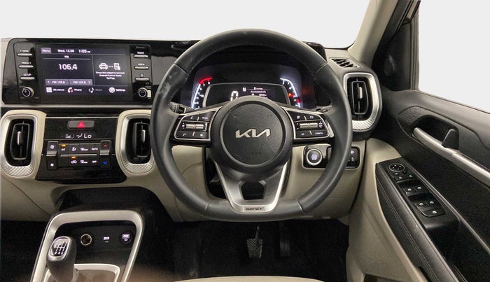 2022 KIA SONET HTX 1.0 IMT, Petrol, Manual, 20,224 km, Steering Wheel Close Up