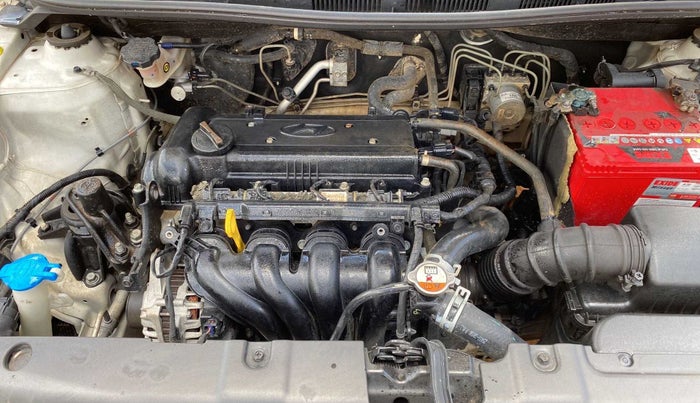 2015 Hyundai Verna FLUIDIC 4S 1.6 VTVT S(O), Petrol, Manual, 25,727 km, Open Bonet