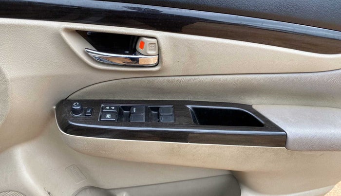 2016 Maruti Ciaz ZXI AT, Petrol, Automatic, 87,285 km, Driver Side Door Panels Control