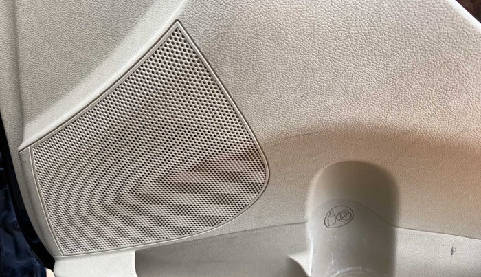 2012 Hyundai Verna FLUIDIC 1.6 VTVT SX OPT, Petrol, Manual, 69,542 km, Infotainment system - Rear speakers missing / not working