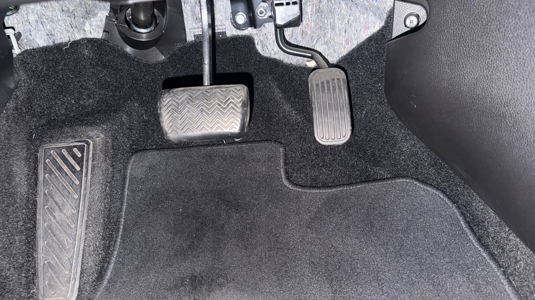 2022 Toyota Corolla Ascent Sport, Automatic, 87608 km, Pedals and Footmat