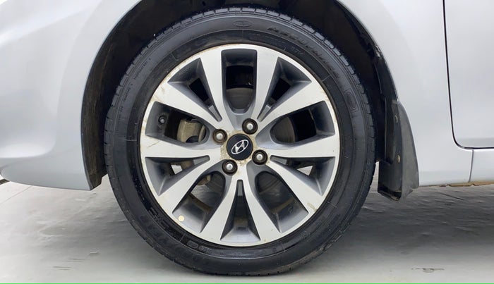 2013 Hyundai Verna FLUIDIC 1.6 SX CRDI, Diesel, Manual, 81,916 km, Left Front Wheel