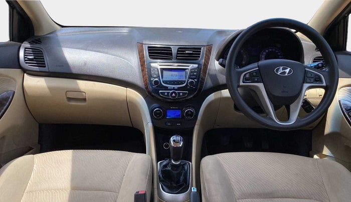 2012 Hyundai Verna FLUIDIC 1.6 CRDI SX, Diesel, Manual, 1,23,296 km, Dashboard