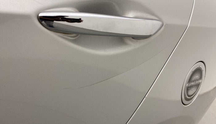 2014 Hyundai Xcent SX 1.2 (O), Petrol, Manual, 62,570 km, Rear left door - Minor scratches