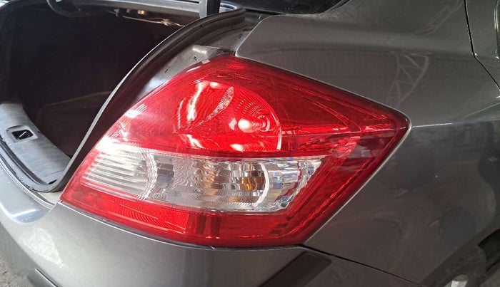 2015 Maruti Swift Dzire ZXI, Petrol, Manual, 65,005 km, Right tail light - Reverse gear light not functional