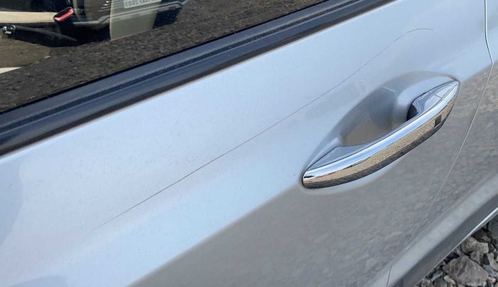 2014 Hyundai Xcent SX 1.2, Petrol, Manual, 65,166 km, Front passenger door - Minor scratches
