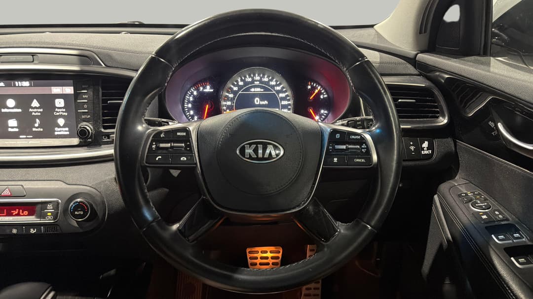 2019 Kia Sorento Sli (4x2), Automatic, 162978 km, Steering Wheel Close-up