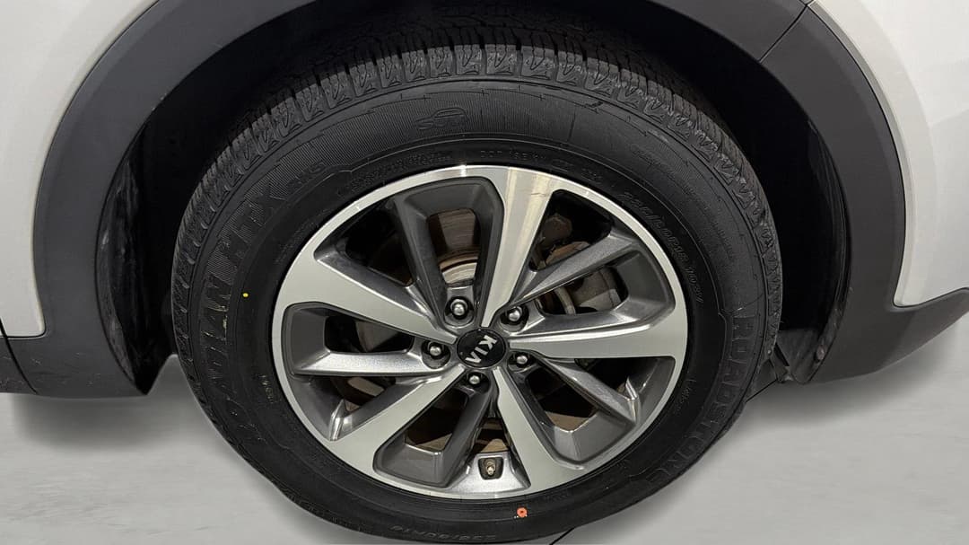 2019 Kia Sorento Sli (4x2), Automatic, 162978 km, Right Front Wheel