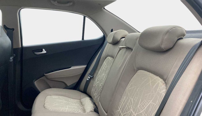 2015 Hyundai Xcent S 1.2, Petrol, Manual, 71,612 km, Right Side Rear Door Cabin
